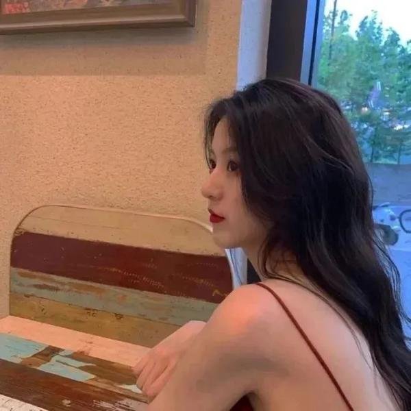 以遗忘为诗海报