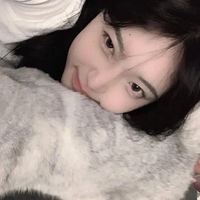一千个小吻海报